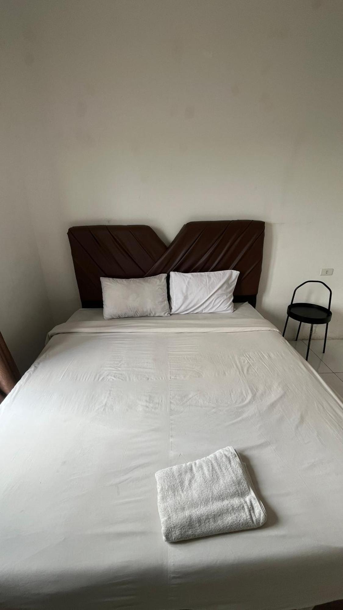 Kamojo Hotel 2*